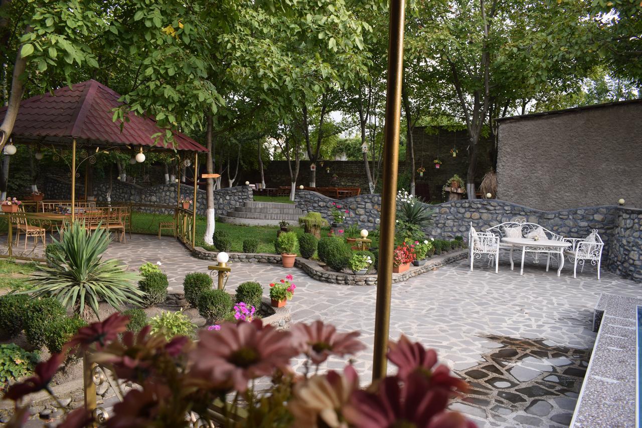 Family Hotel Lago & Wine Cellar Lagodekhi Luaran gambar