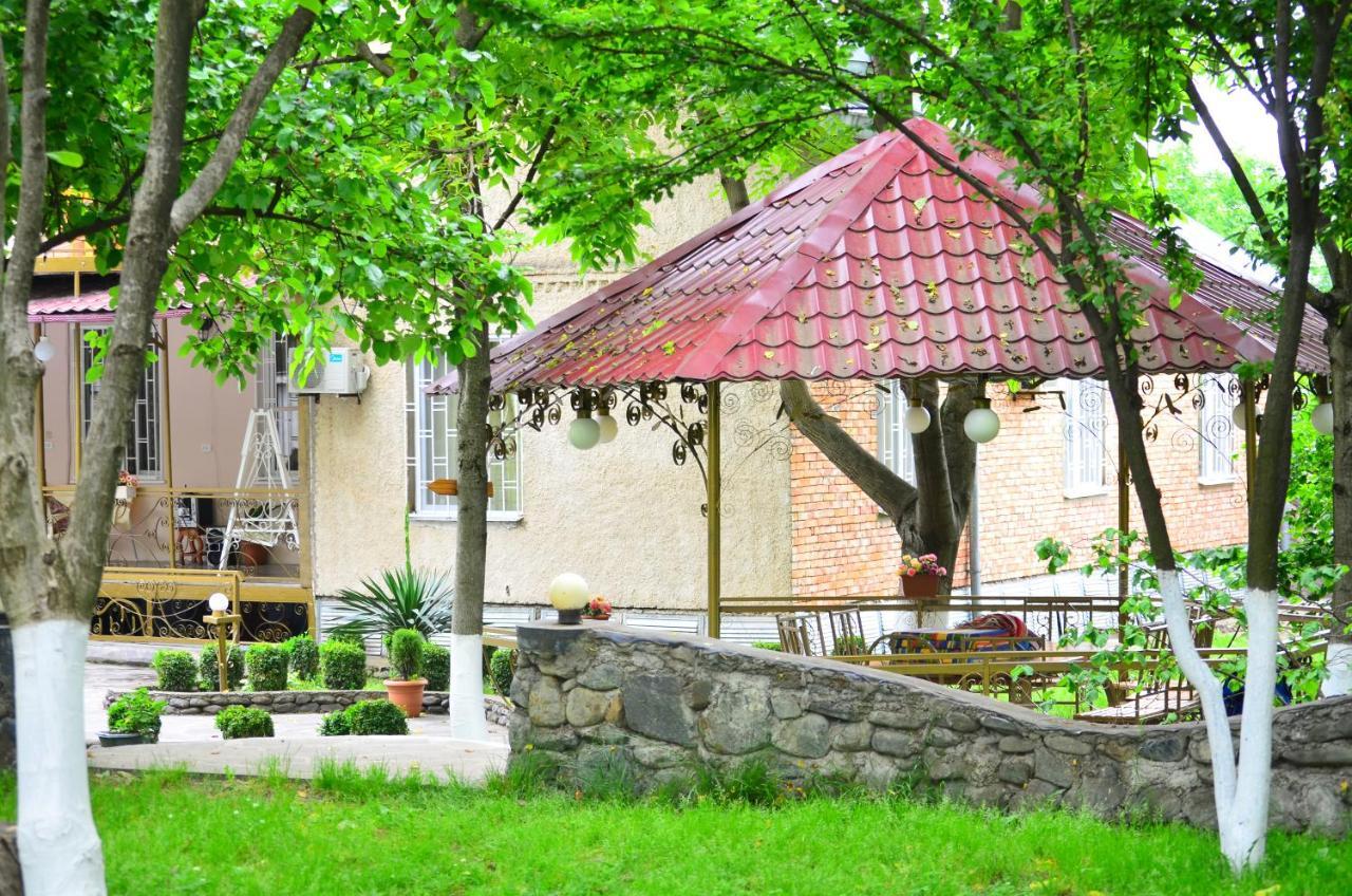 Family Hotel Lago & Wine Cellar Lagodekhi Luaran gambar